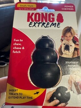 New…2 Kong Extreme Black Chew Toy for Dogs